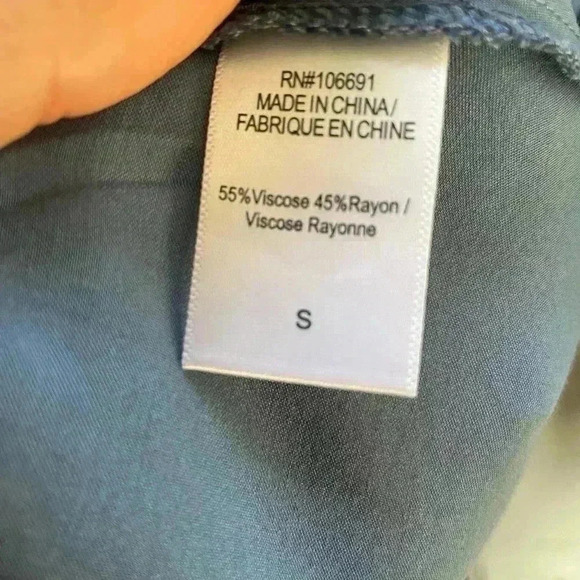 Women’s size Small midi blue dress backless Used once for a formal event - Picture 6 of 8